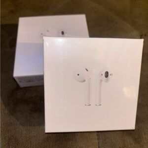 Wireless Apple Airpods Gen 1 in White